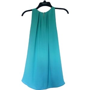 BCBGMAXAZRIA flowy Tank size L Aqua blue